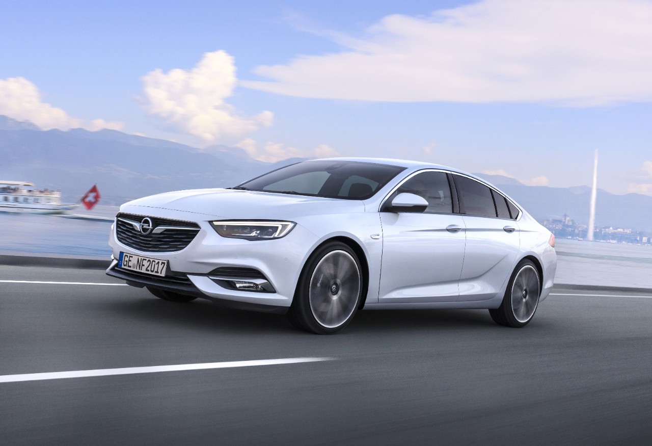 Opel insignia avito